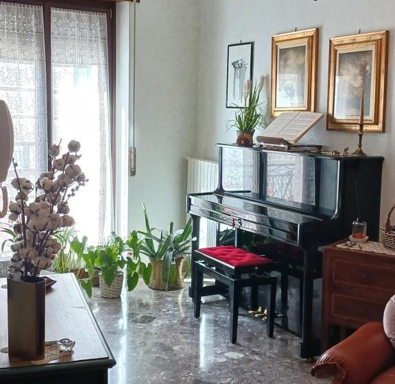 پانسیون 47, Vittorio Veneto