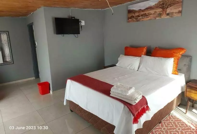 ペンション Kkk Guesthouse
