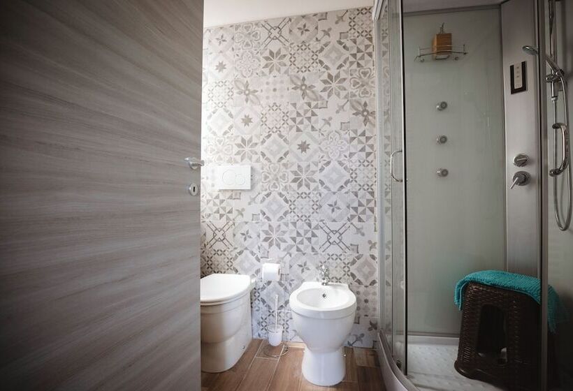 پانسیون Villa Valentina Versilia