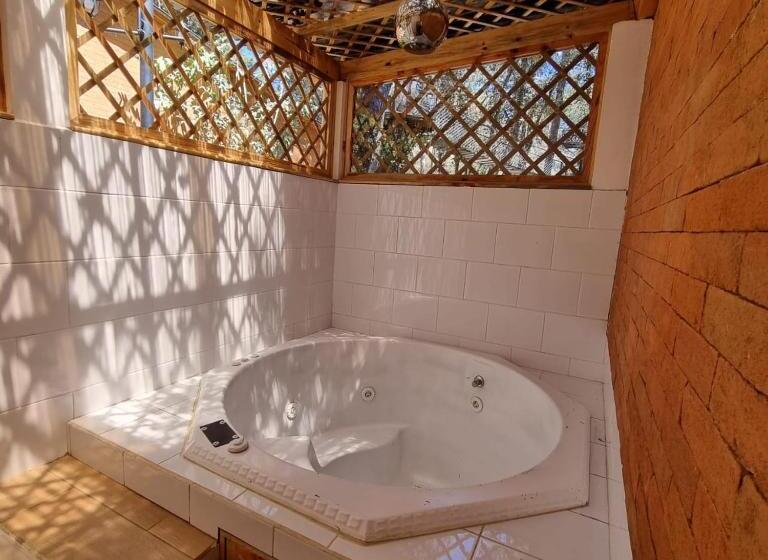 هتل Asgard Resort Guatemala