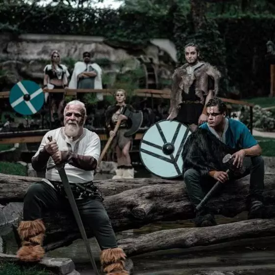 هتل Asgard Resort Guatemala