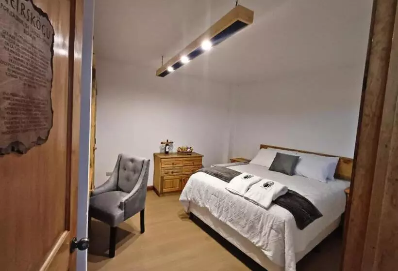 هتل Asgard Resort Guatemala