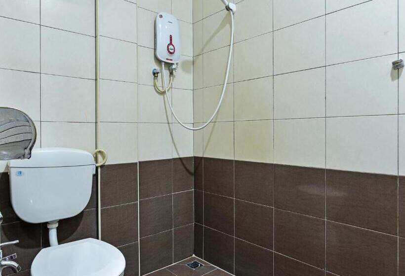 호텔 Capital O 90761 D Jiwa