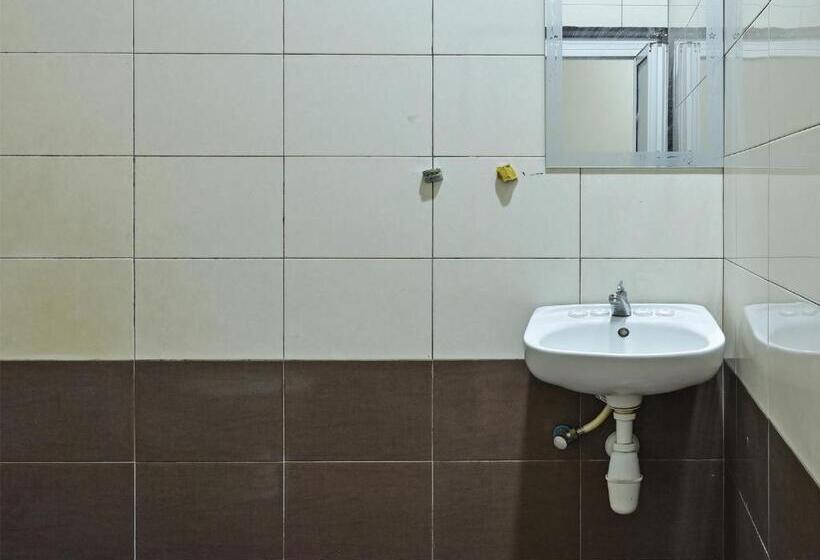 호텔 Capital O 90761 D Jiwa