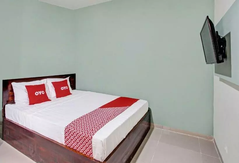 Hotelli Oyo 92428 Samudera Guesthouse