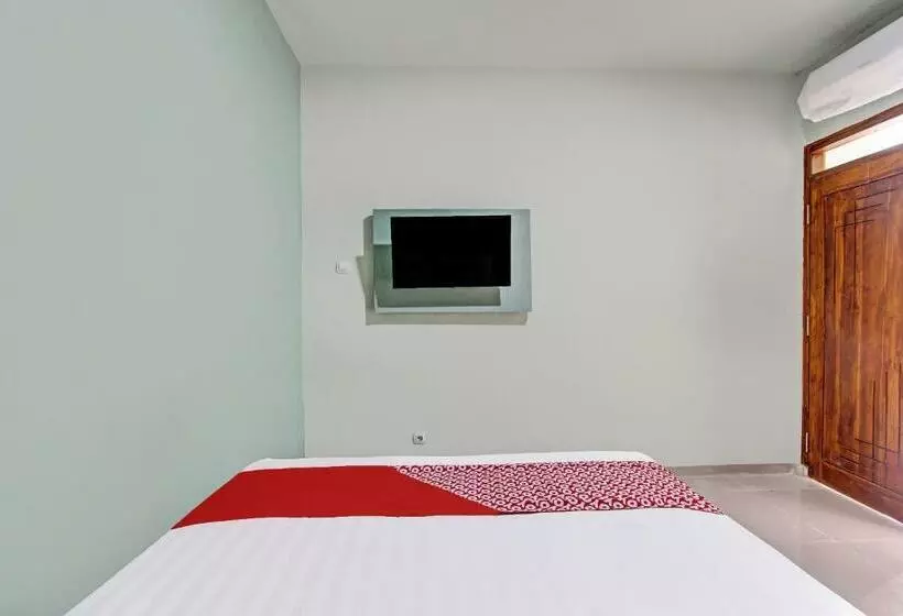 Hotelli Oyo 92428 Samudera Guesthouse