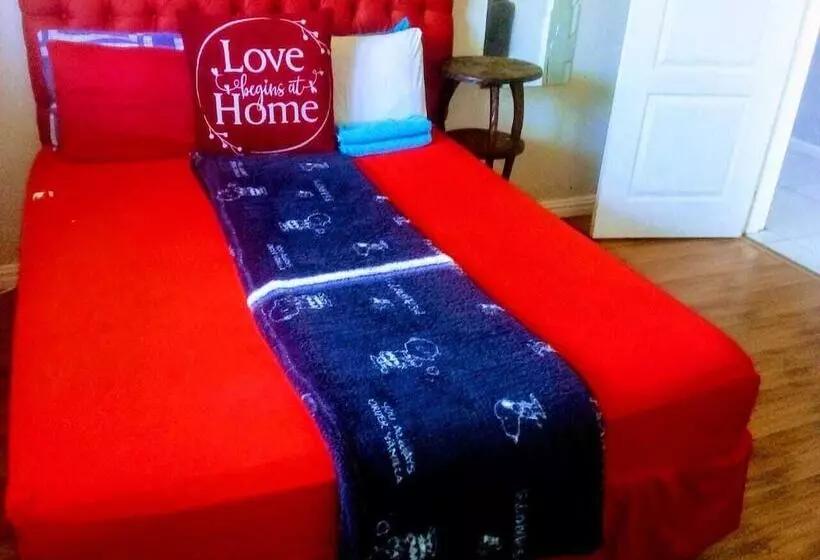 Majatalo Neo & Ruks Bellville Guesthouse