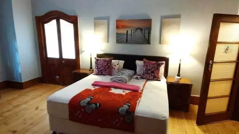 Majatalo Neo & Ruks Bellville Guesthouse