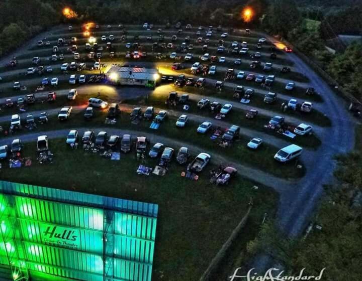 هاستل Stay Glamping For Less Campsite Cash Paypal Cozy Family Place Coordinate Vacation 45 00 Plus Usd Ta