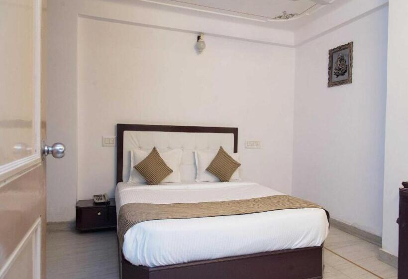 Szálloda Super Collection O Lake Palace Road Formerly Green View