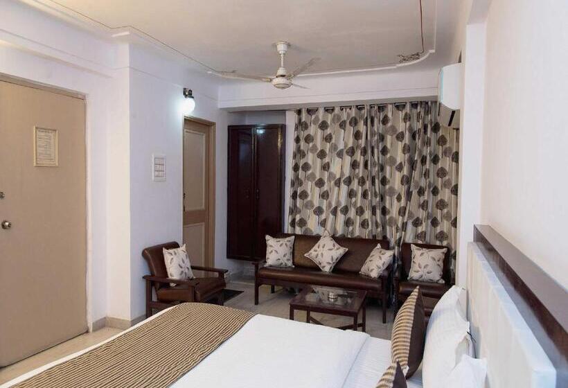 Szálloda Super Collection O Lake Palace Road Formerly Green View