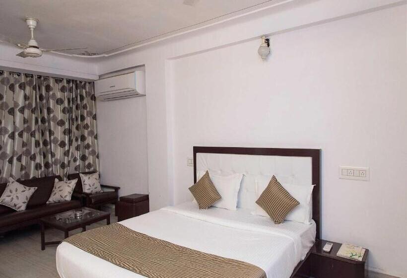 Szálloda Super Collection O Lake Palace Road Formerly Green View