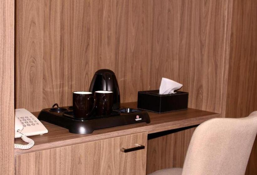 فندق 1800 Degrees