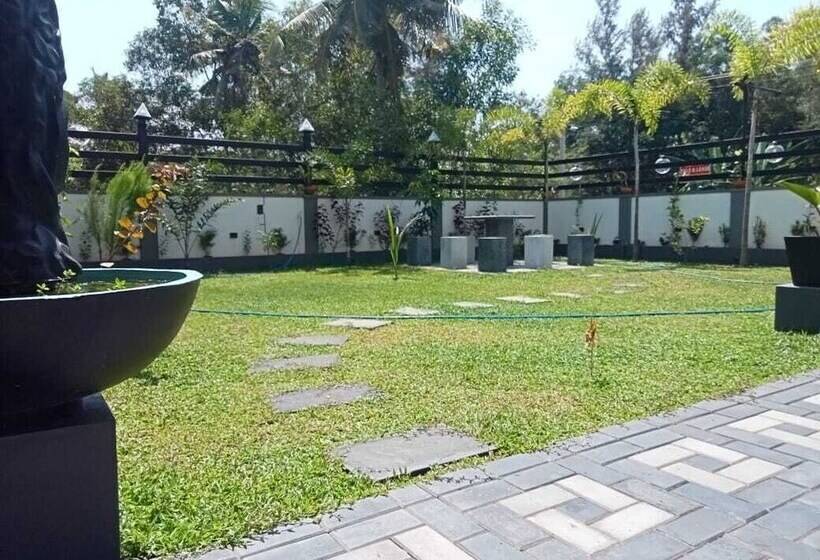 فندق Airport Faith