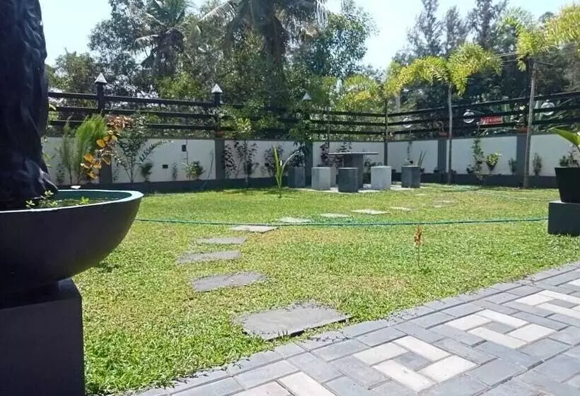 Hotelli Airport Faith