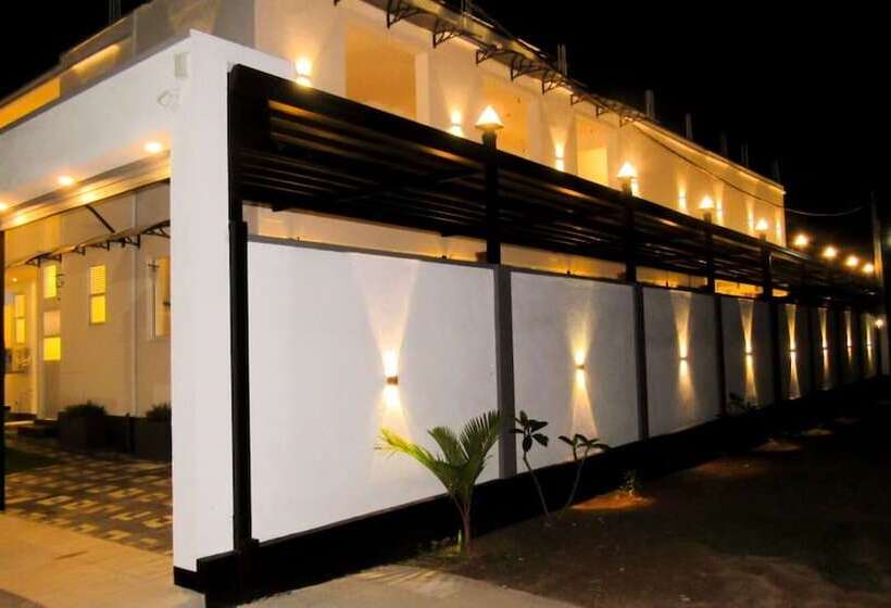 فندق Airport Faith