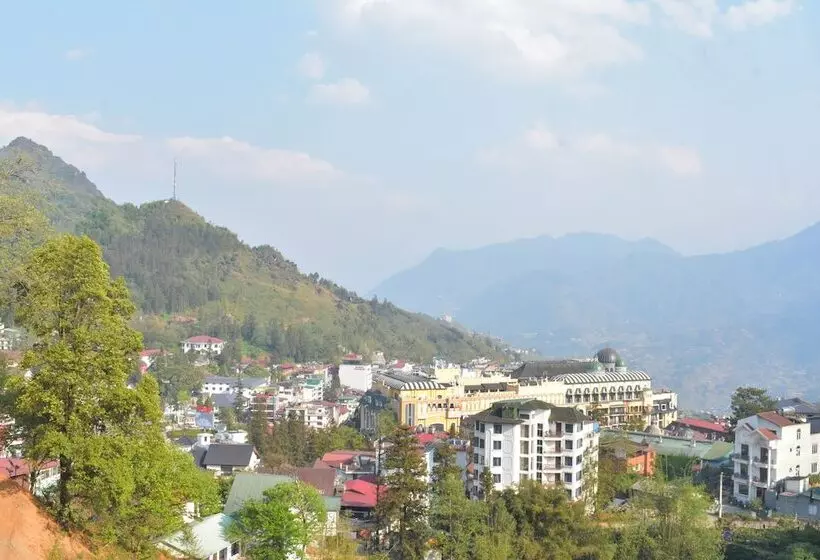 هتل Sunlit Homestay Sapa