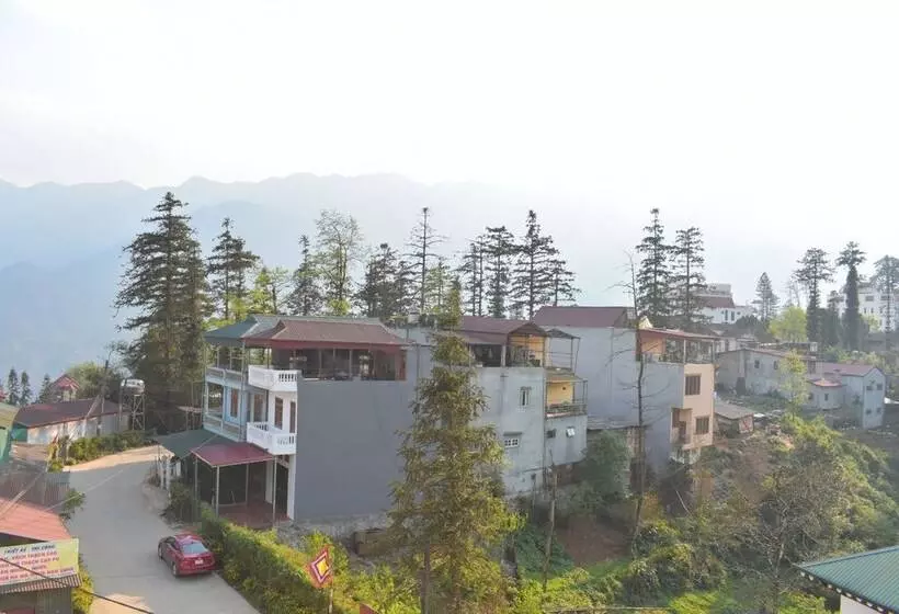 هتل Sunlit Homestay Sapa