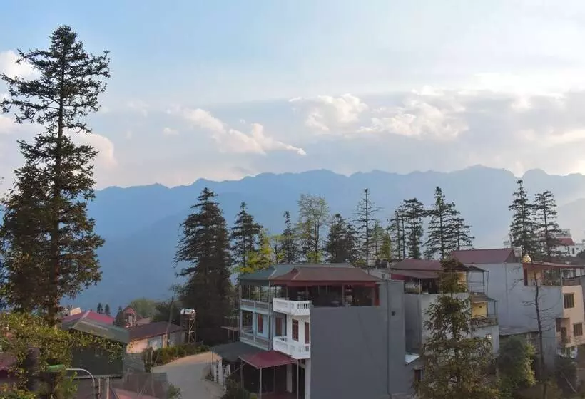 هتل Sunlit Homestay Sapa
