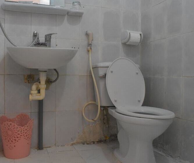 هتل Nini Homestay Sapa