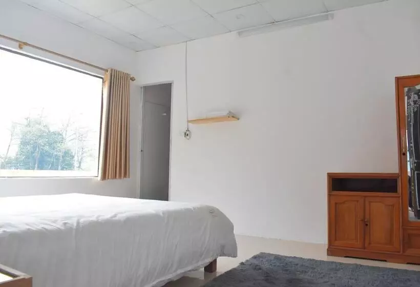 هتل Sunlit Homestay Sapa