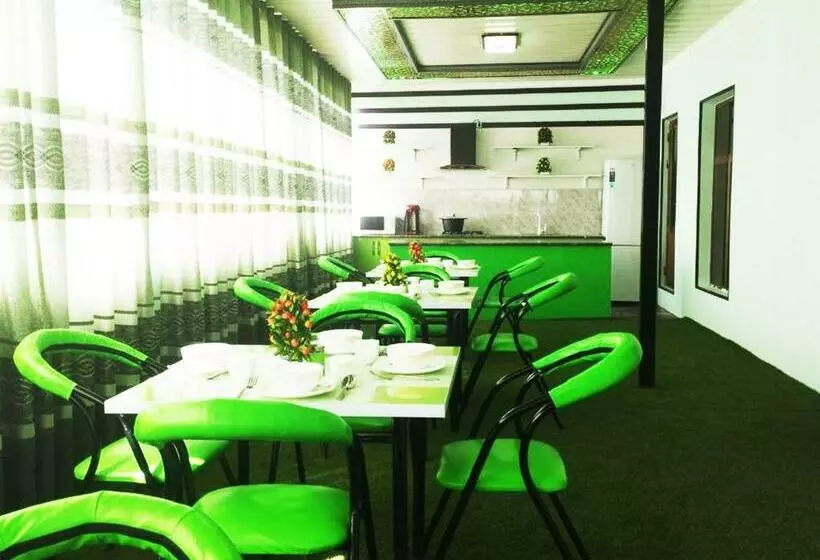 ペンション Muarum Hostel