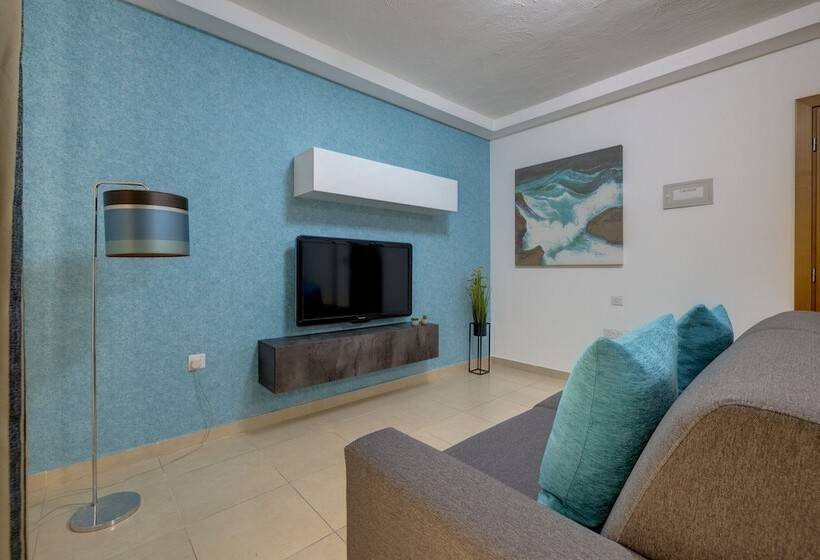 Sliema Tigne Suites