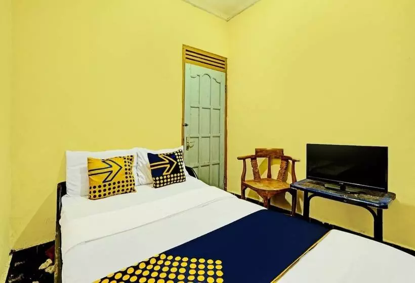 Spot On 92414 Hotel Pereng Sari