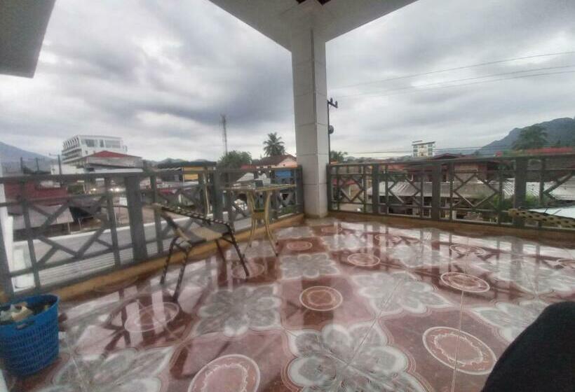 هاستل Queens Hotel Mountain View