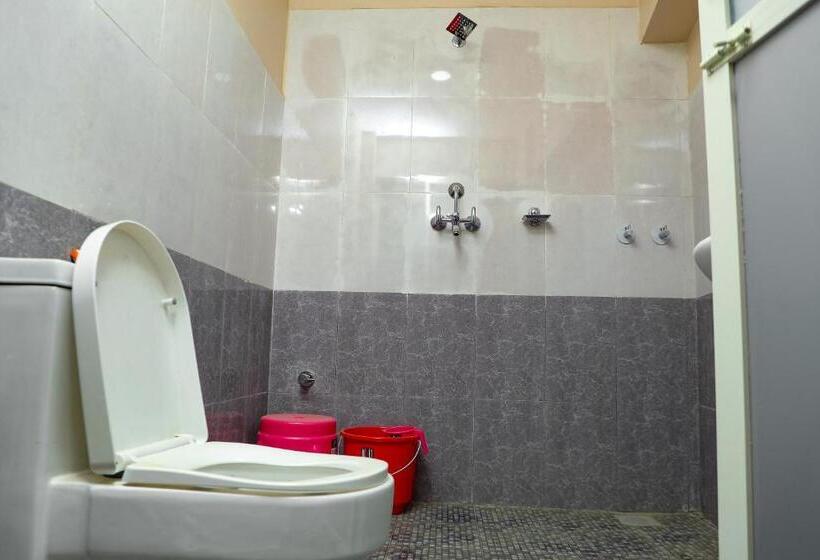 تختخواب و صبحانه Kaji Chen