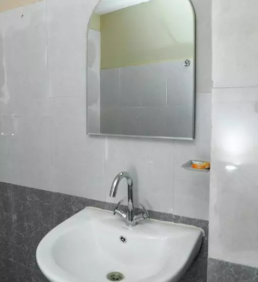 تختخواب و صبحانه Kaji Chen