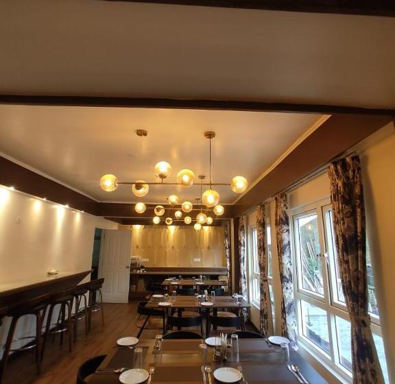 Hotel Cliffton Royals