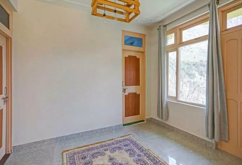 ホテル Oyo Flagship 81039 The Mystical Homestay