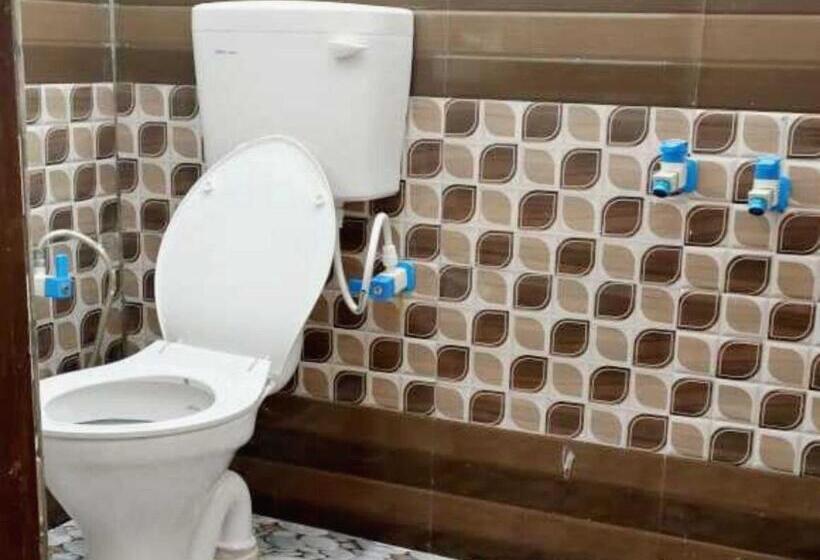 בית מלון כפרי Pop 810011  Royal Palace