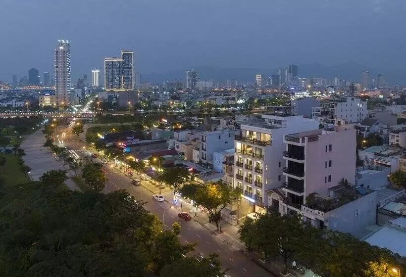 Mk Riverside Apartment By Haviland