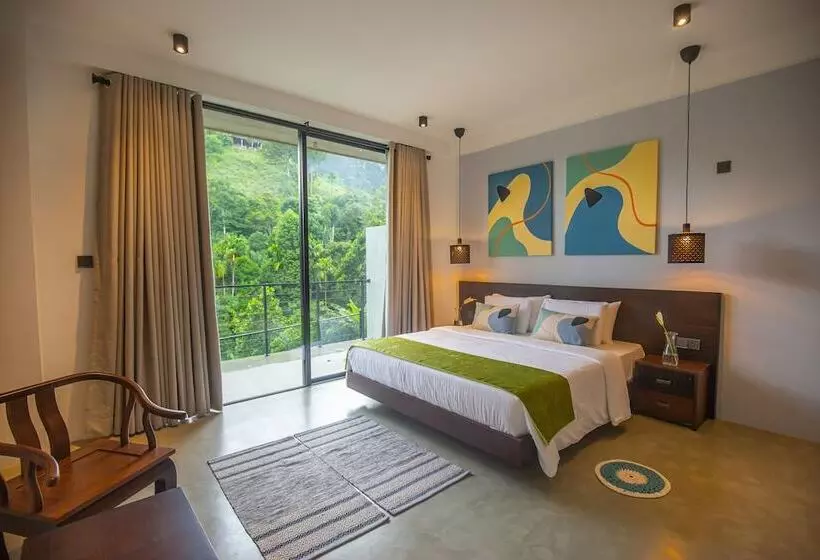 Majatalo Namara Green Ella