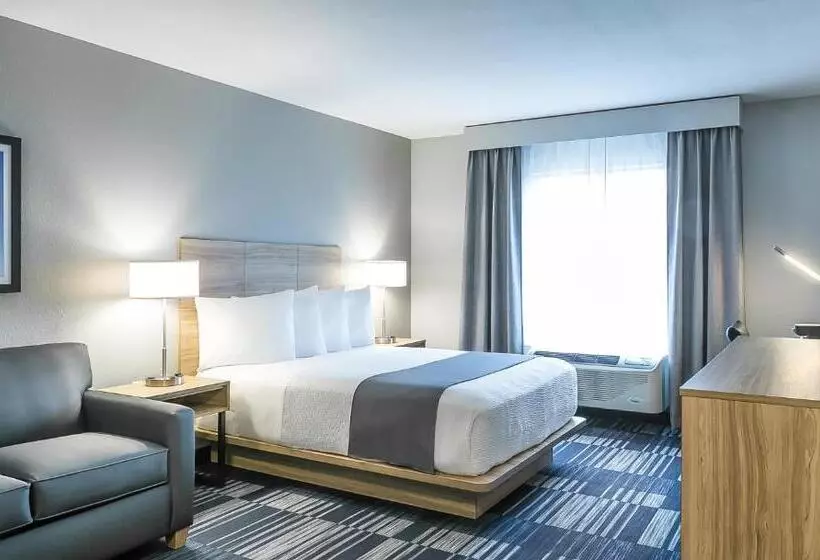 Winds Hotel At Crosswinds Casino