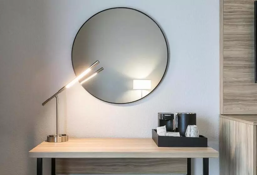 Winds Hotel At Crosswinds Casino