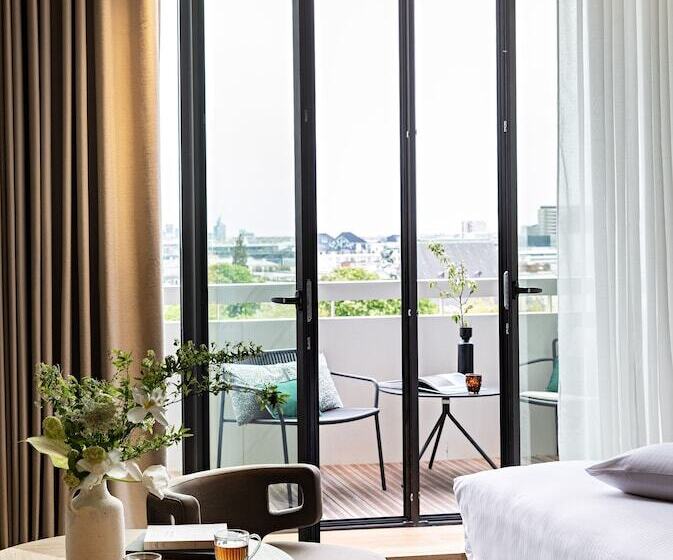 هتل Domaine Reine Margot Paris   Issy Mgallery Collection