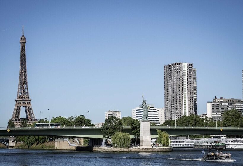 هتل Domaine Reine Margot Paris   Issy Mgallery Collection