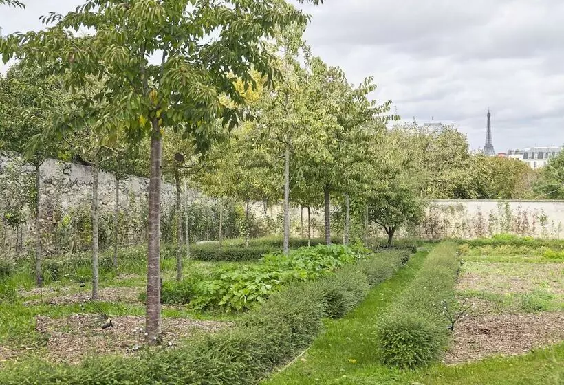 ホテル Domaine Reine Margot Paris   Issy Mgallery Collection