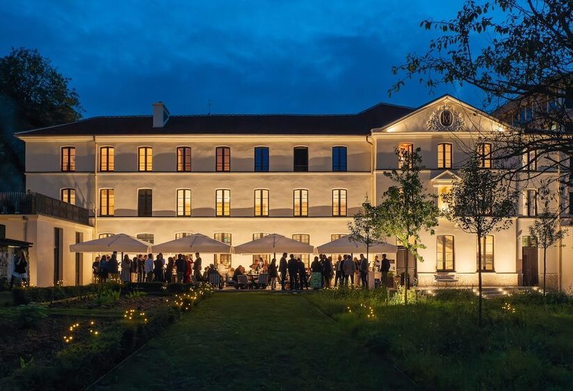 هتل Domaine Reine Margot Paris   Issy Mgallery Collection