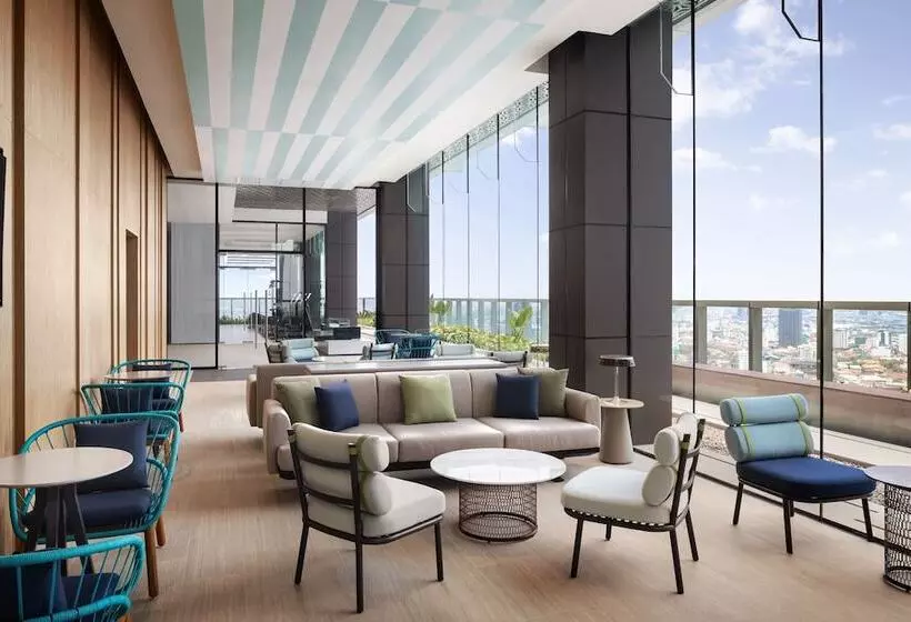 ホテル Fairfield By Marriott Phnom Penh