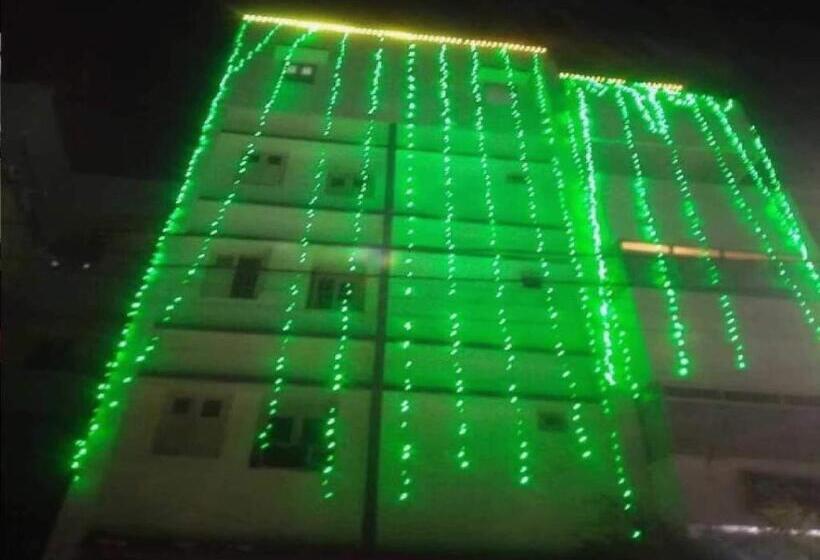 酒店 Swaraj Guest House