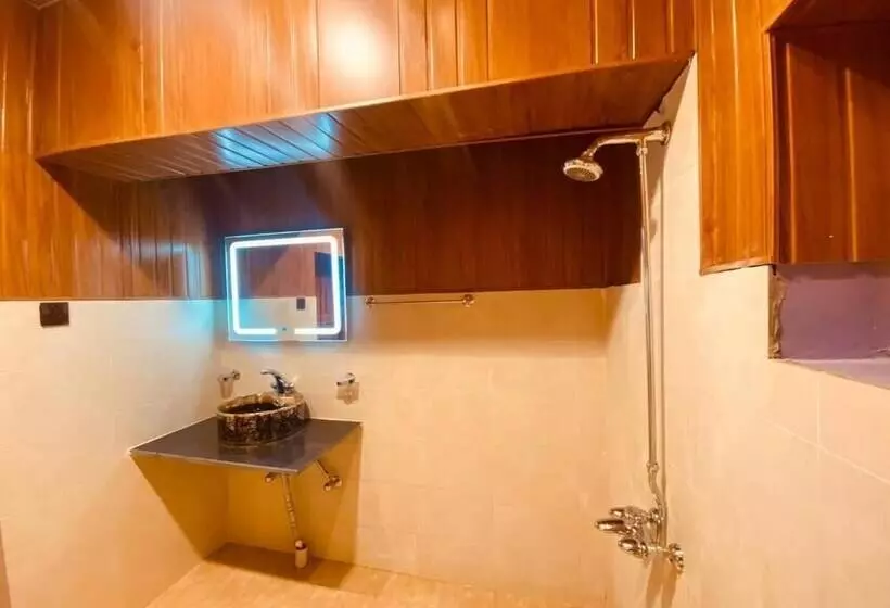 پانسیون Biafo Resort