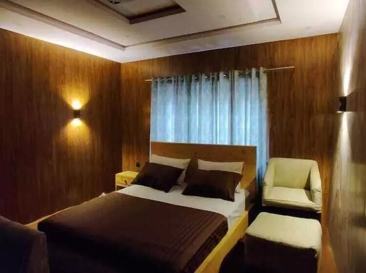 پانسیون Biafo Resort