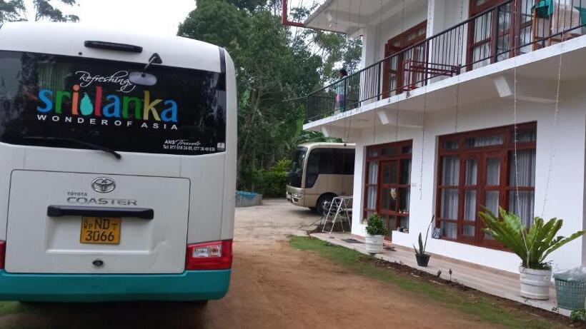 פנסיון Ella Gama Village Guest House