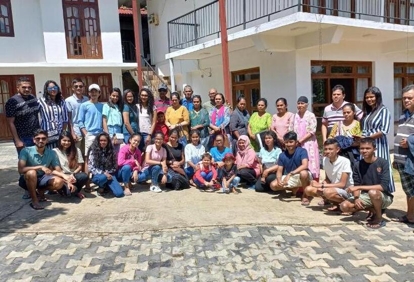 פנסיון Ella Gama Village Guest House