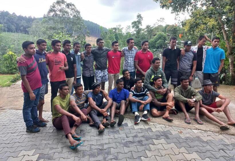 פנסיון Ella Gama Village Guest House