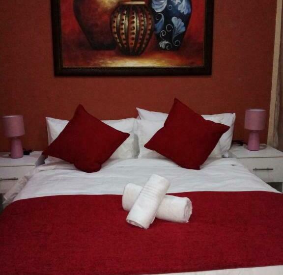 ペンション Kwa Ntokozo Guesthouse Tweefontein